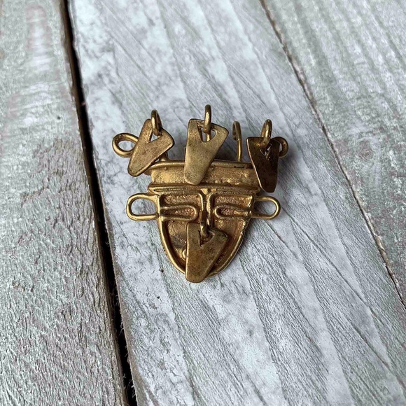 Artesian Peruvian Pendant - Picture 4 of 5